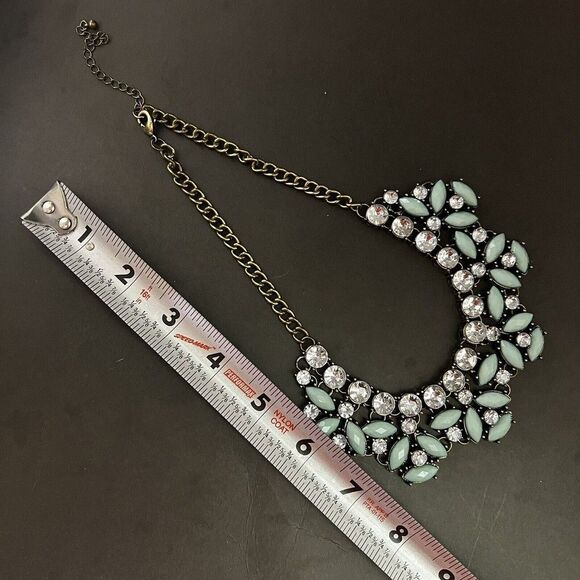 Gold Tone Green Rhinestone Statement Collar Bib Necklace Wedding Party Antiqued - Picture 3 of 4